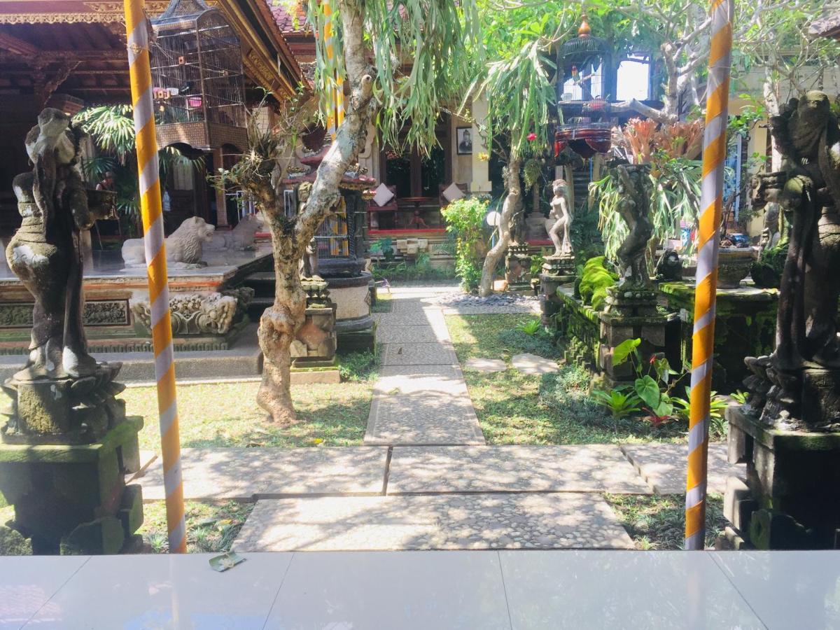 Tungeh Inn Ubud Esterno foto
