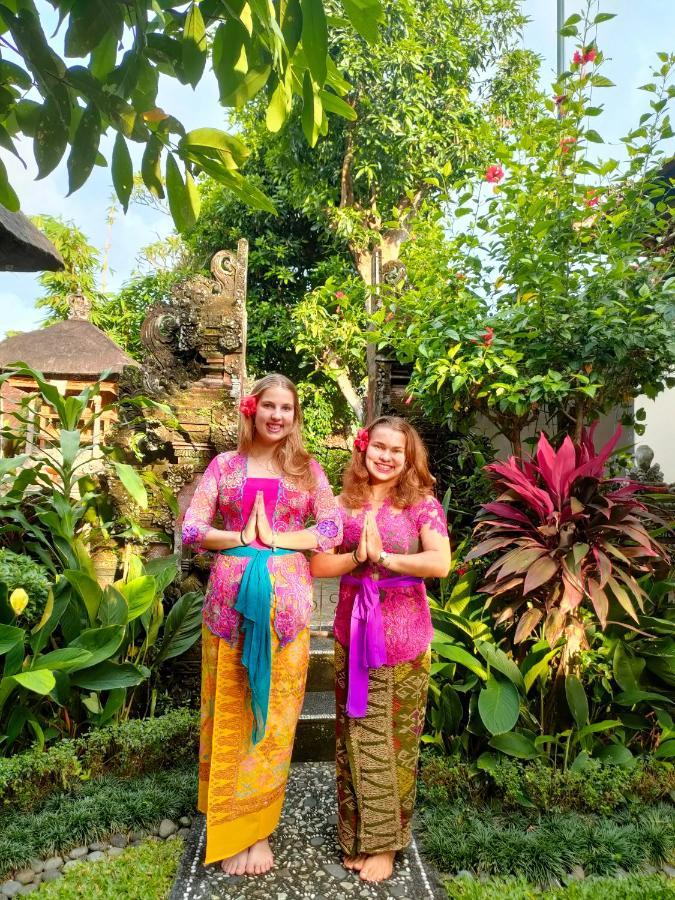 Tungeh Inn Ubud Esterno foto