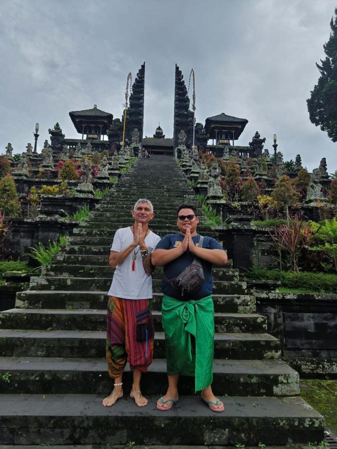 Tungeh Inn Ubud Esterno foto