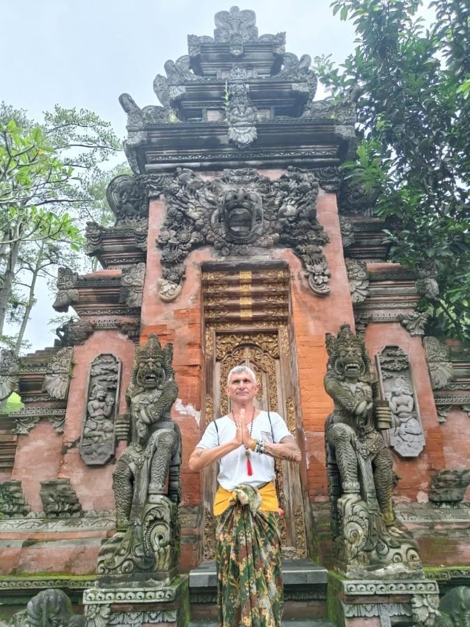 Tungeh Inn Ubud Esterno foto